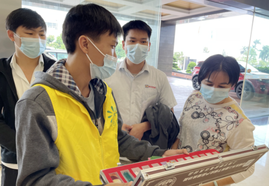 阜沙鎮(zhèn)禁毒信息〔2022〕第246期--【禁毒攻堅(jiān)】“無償獻(xiàn)血 禁毒同行”-阜沙禁毒宣傳進(jìn)廠企 （2