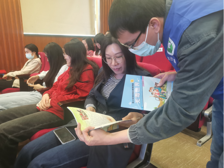 阜沙鎮(zhèn)禁毒信息〔2023〕第79期--阜沙鎮(zhèn)開(kāi)展禁毒宣講進(jìn)廠企活動(dòng)（2023.3. 27）374.p